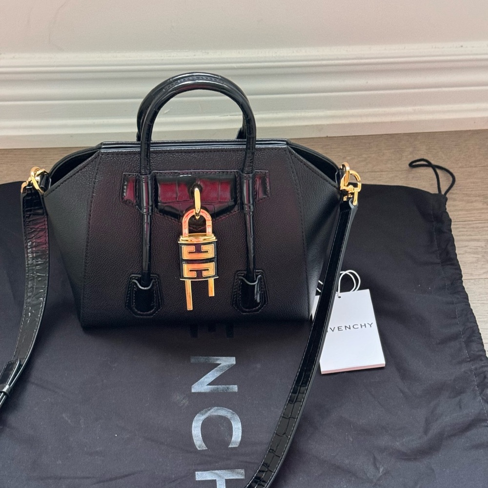 Givenchy mini antigona bag